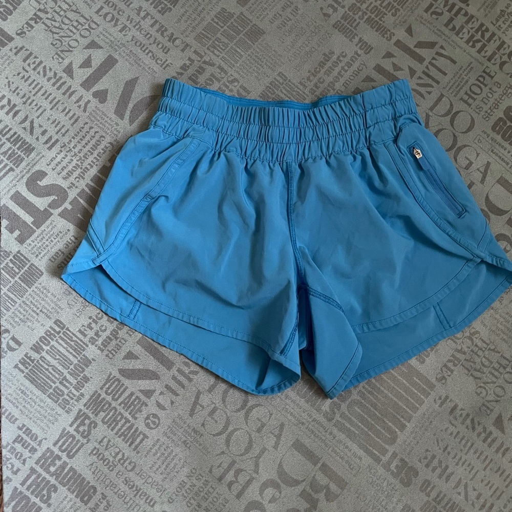 🍋 lululemon tracker shorts - seawheeze